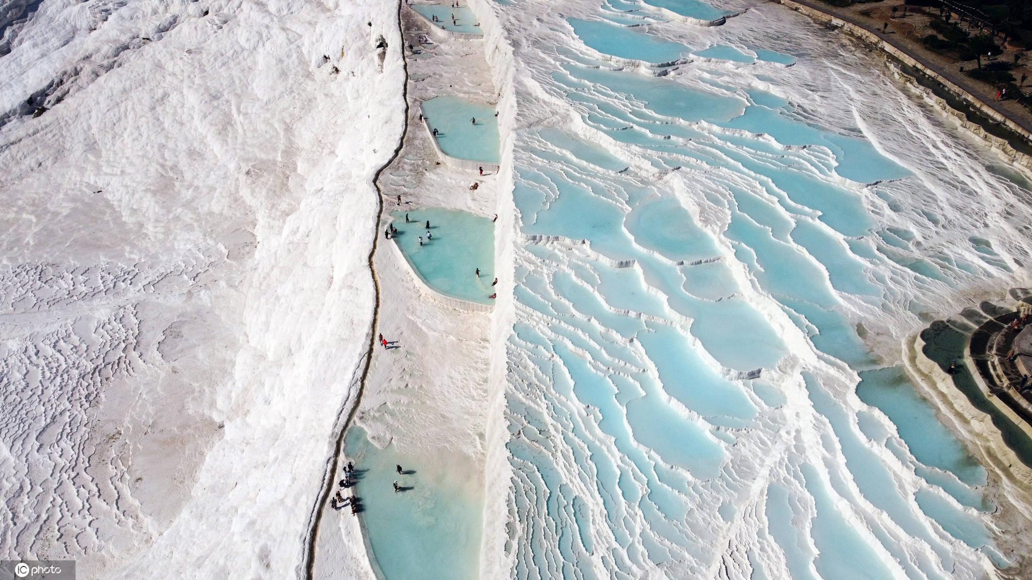 10 Places That Look Like Another Planet
